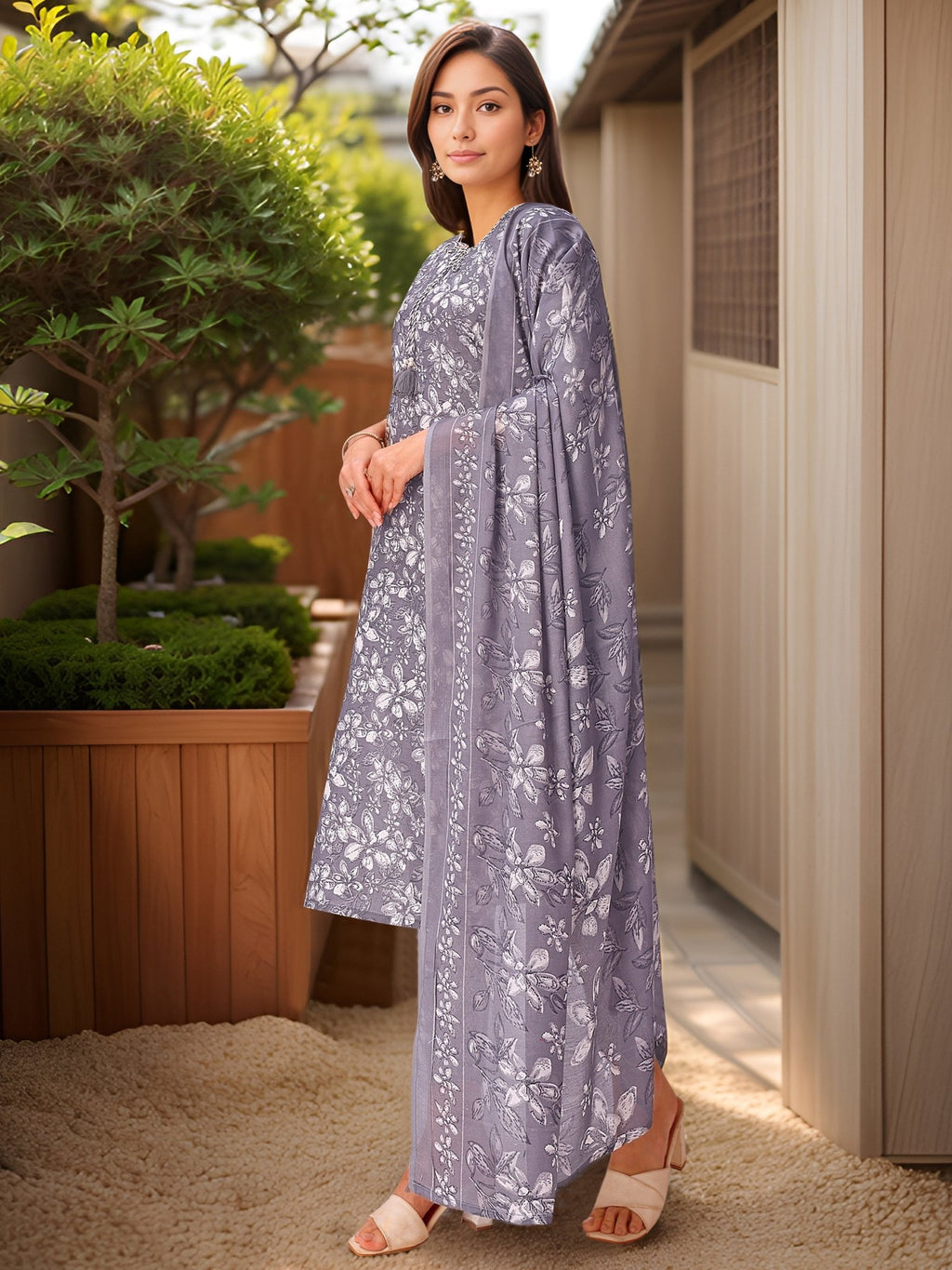 Grey Printed Kurta Set — back view with dupatta — Banwaree India