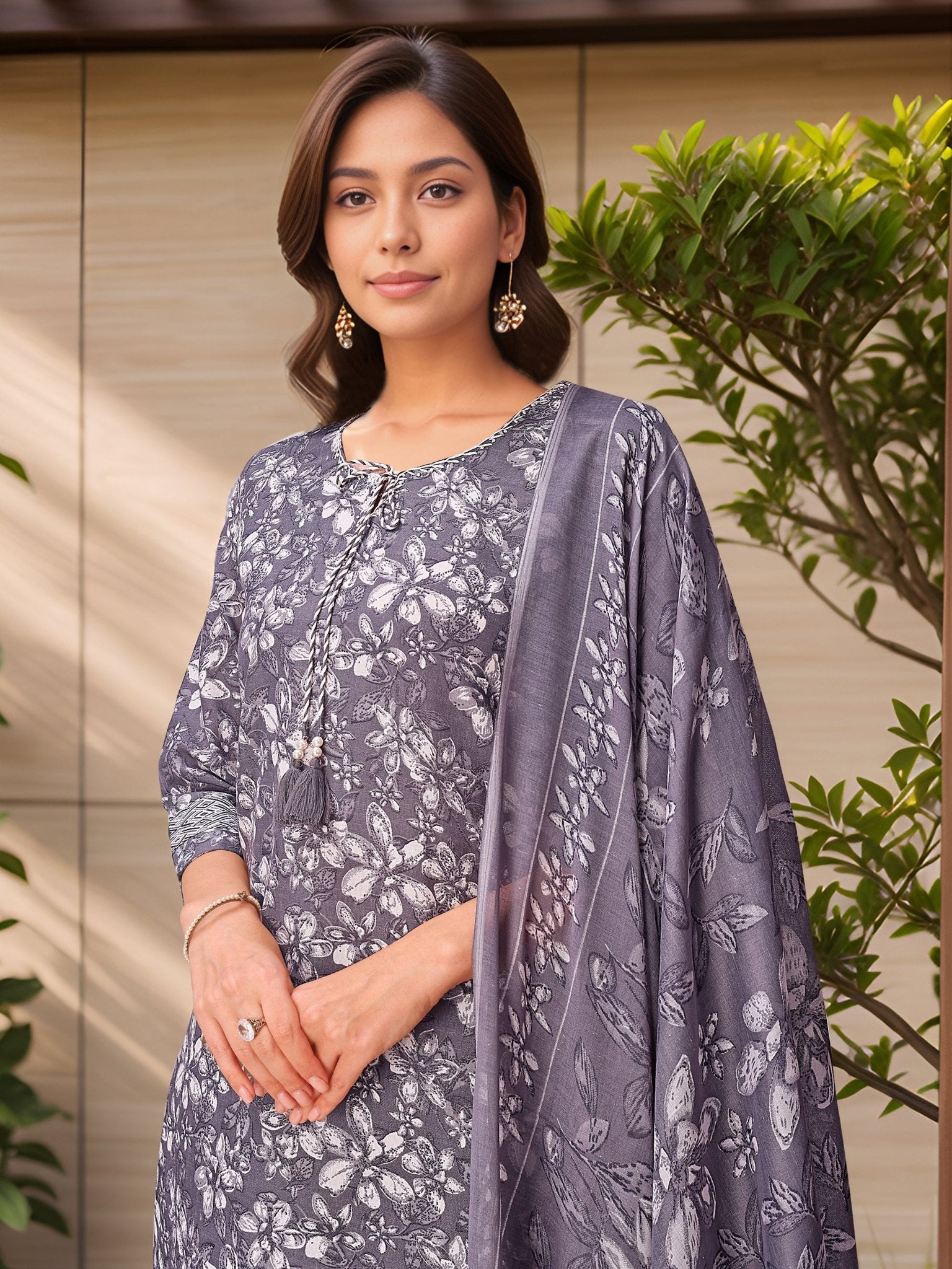 Grey Printed Kurta Set — dupatta close up — Grey Pure Cotton — Banwaree