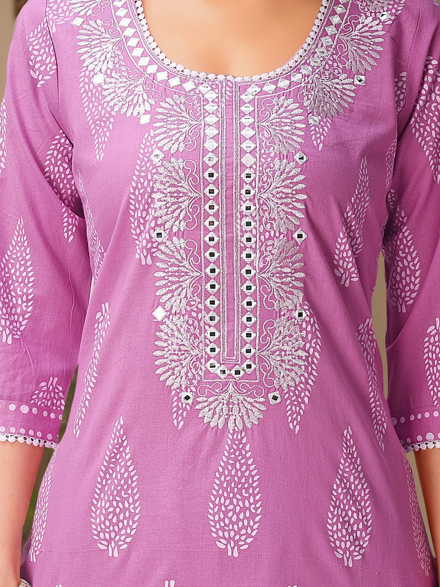 Pink Pure Cotton Kurta Set — fabric detail — Pink comfortable pure cotton 3