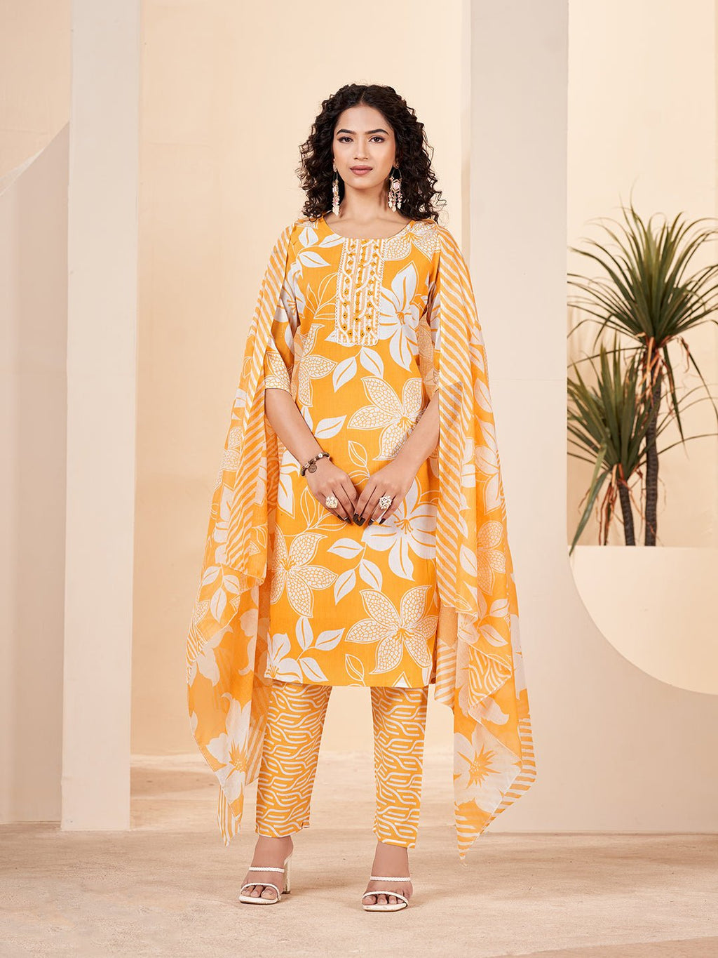Yellow Printed Pure Cotton Kurta Set — complete 3-piece set — Yellow Pure Cotton