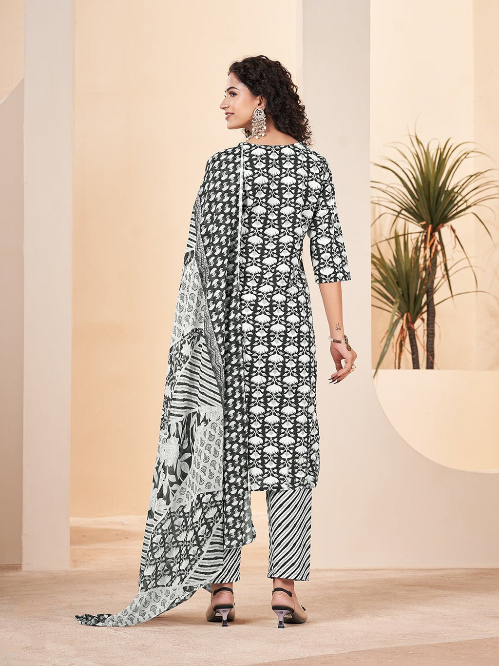 Black Pure Cotton Kurta Set — back view with dupatta — Banwaree India