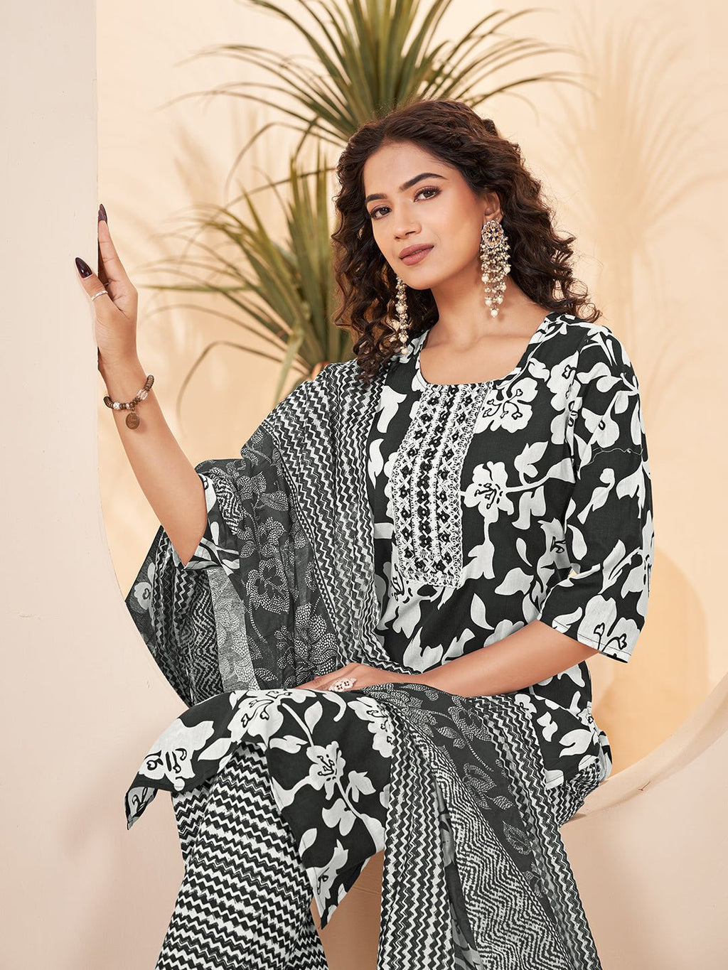 Printed Black Kurta Set in Pure Cotton — everyday styling — summer pure cotton — Banwaree
