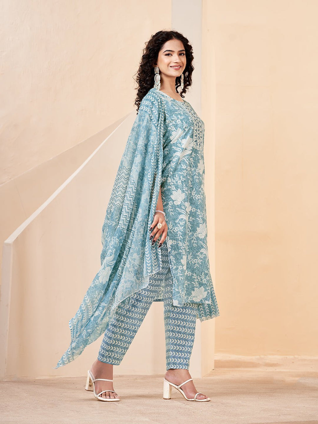 Blue Printed Pure Cotton Ethnic Kurta Set — side view — Blue Pure Cotton women — Banwaree