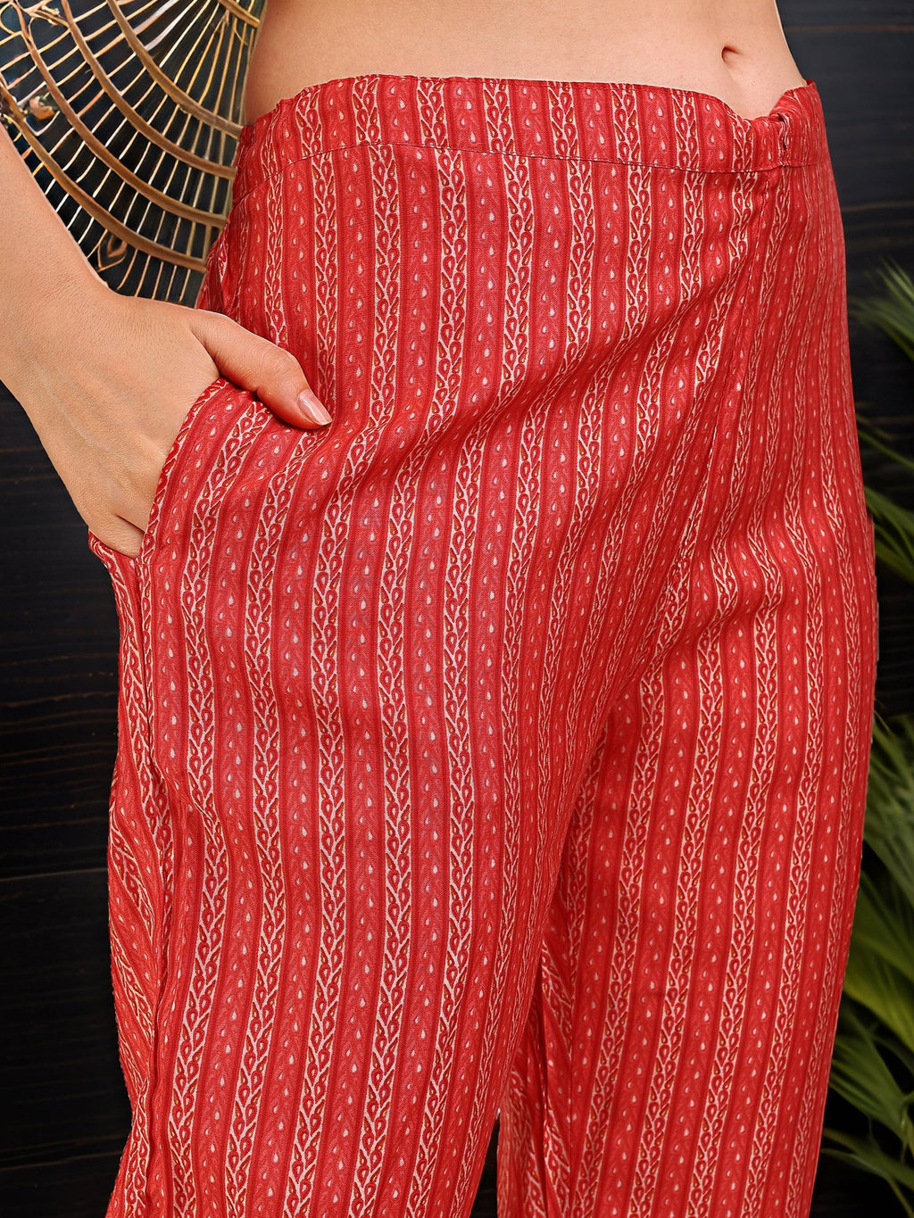 Red Cotton Blend Printed Kurta Set — complete 3-piece set — Red Cotton Blend