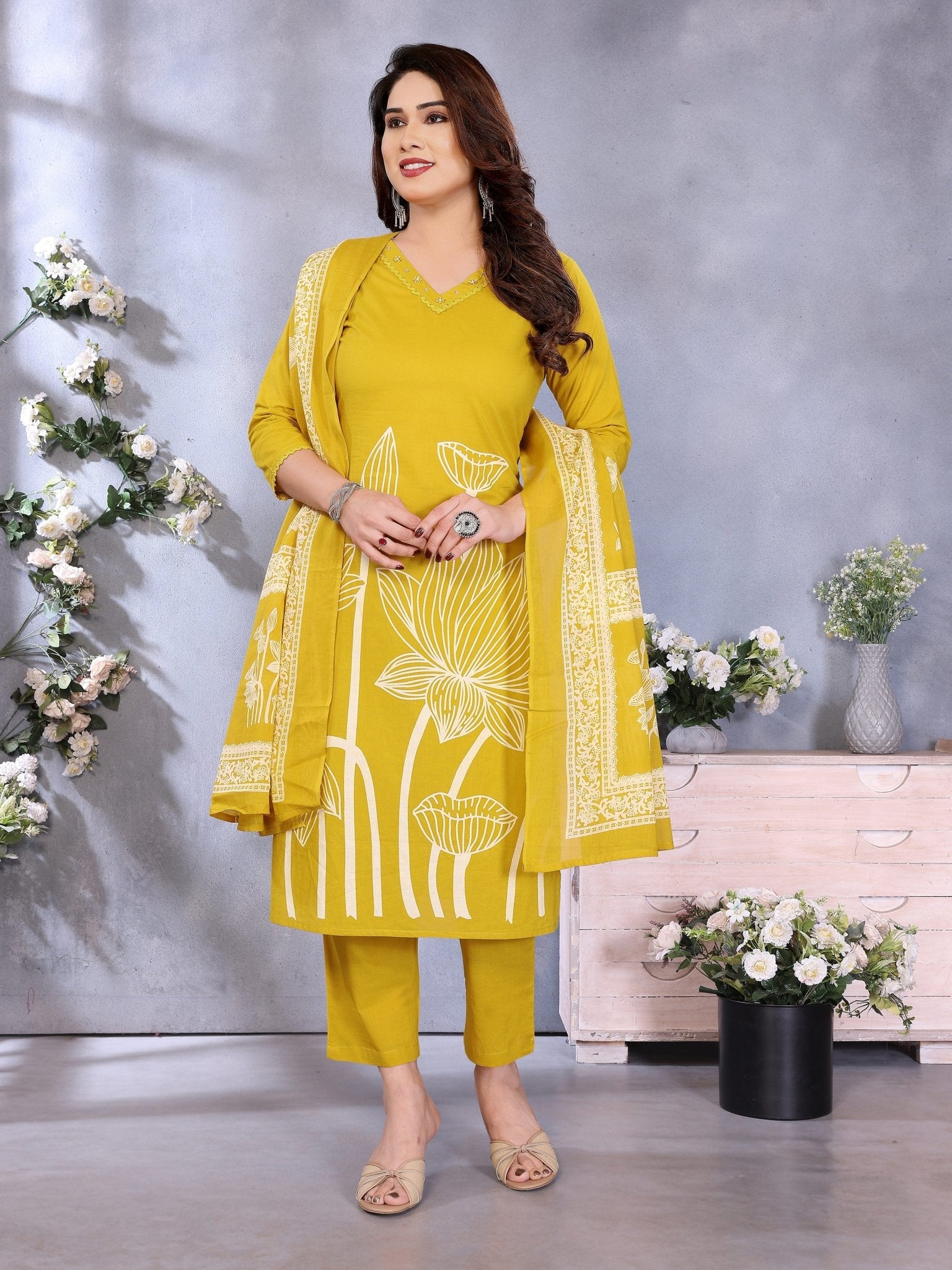 Yellow Printed Pure Cotton Kurta Set — festive styling — summer pure cotton — Banwaree