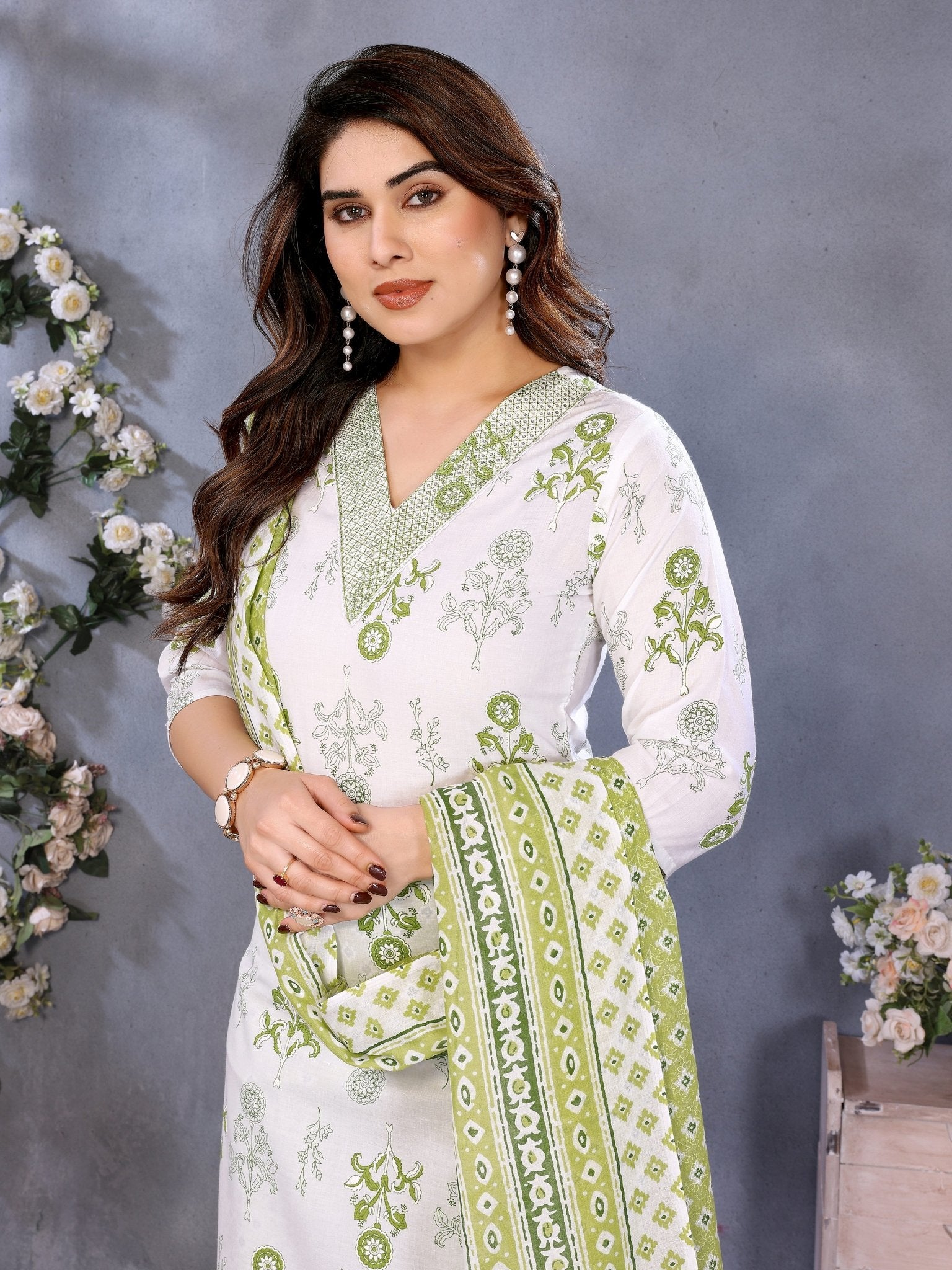 Green Straight Kurta Set — fabric detail — Green breathable cotton blend