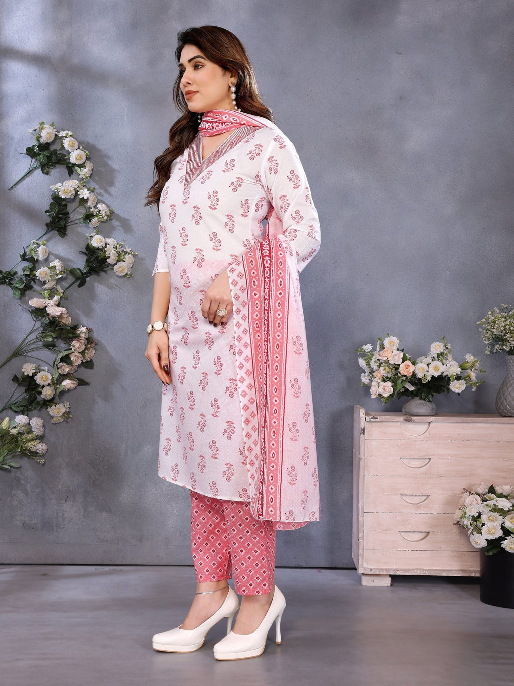 Ethnic Peach Cotton Blend Printed Kurta Set — side view — Peach Cotton Blend women — Banwaree
