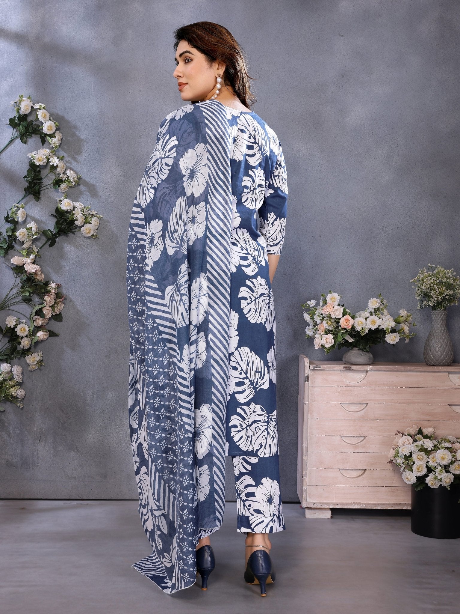 Blue Indian Kurta Set — back view with dupatta — Banwaree India