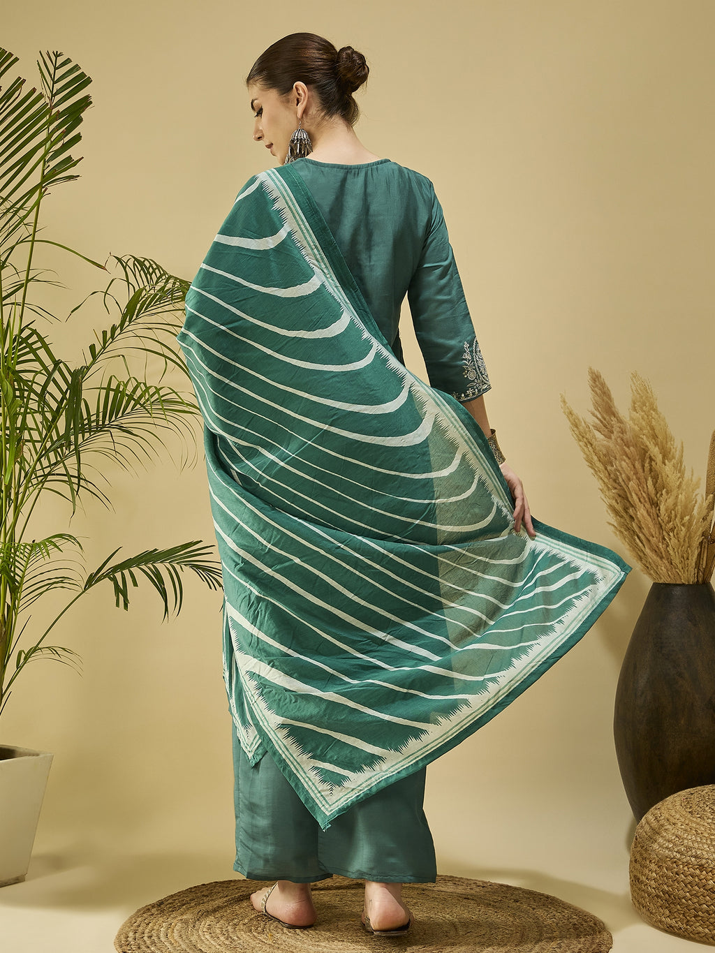 Green Embroidered Silk Blend Kurta Set — back view with dupatta — Banwaree India