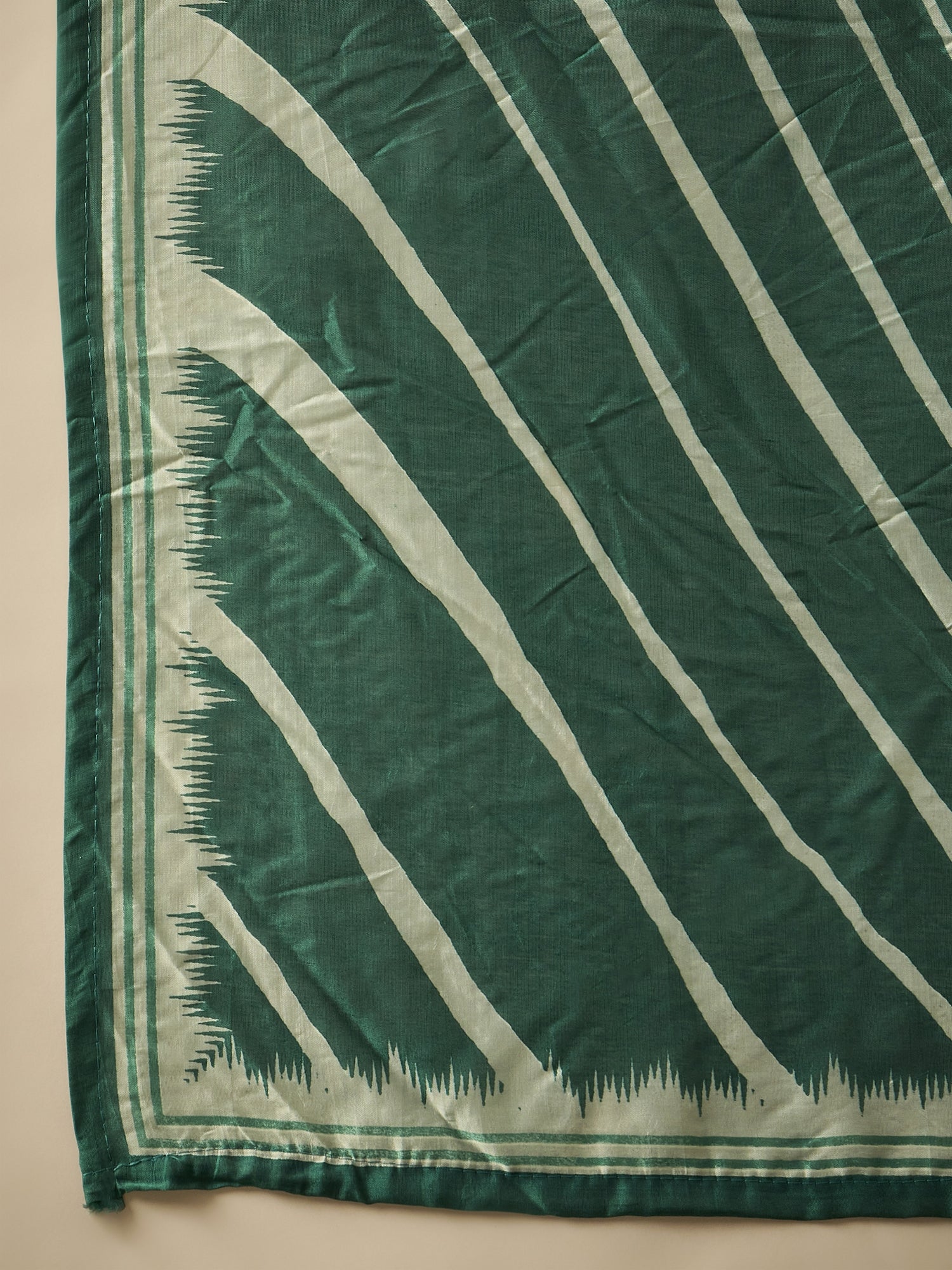 Green Embroidered Silk Blend Kurta Set — full length festive look — Green — Banwaree