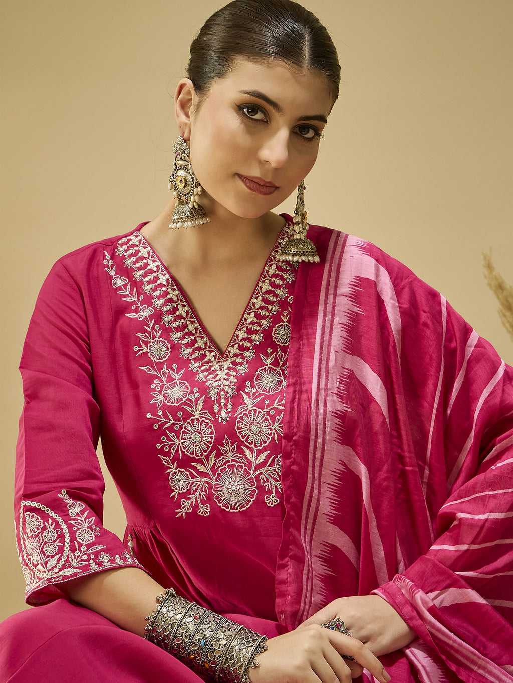Pink Silk Blend Embroidered Kurta Set — casual styling — graceful silk blend — Banwaree