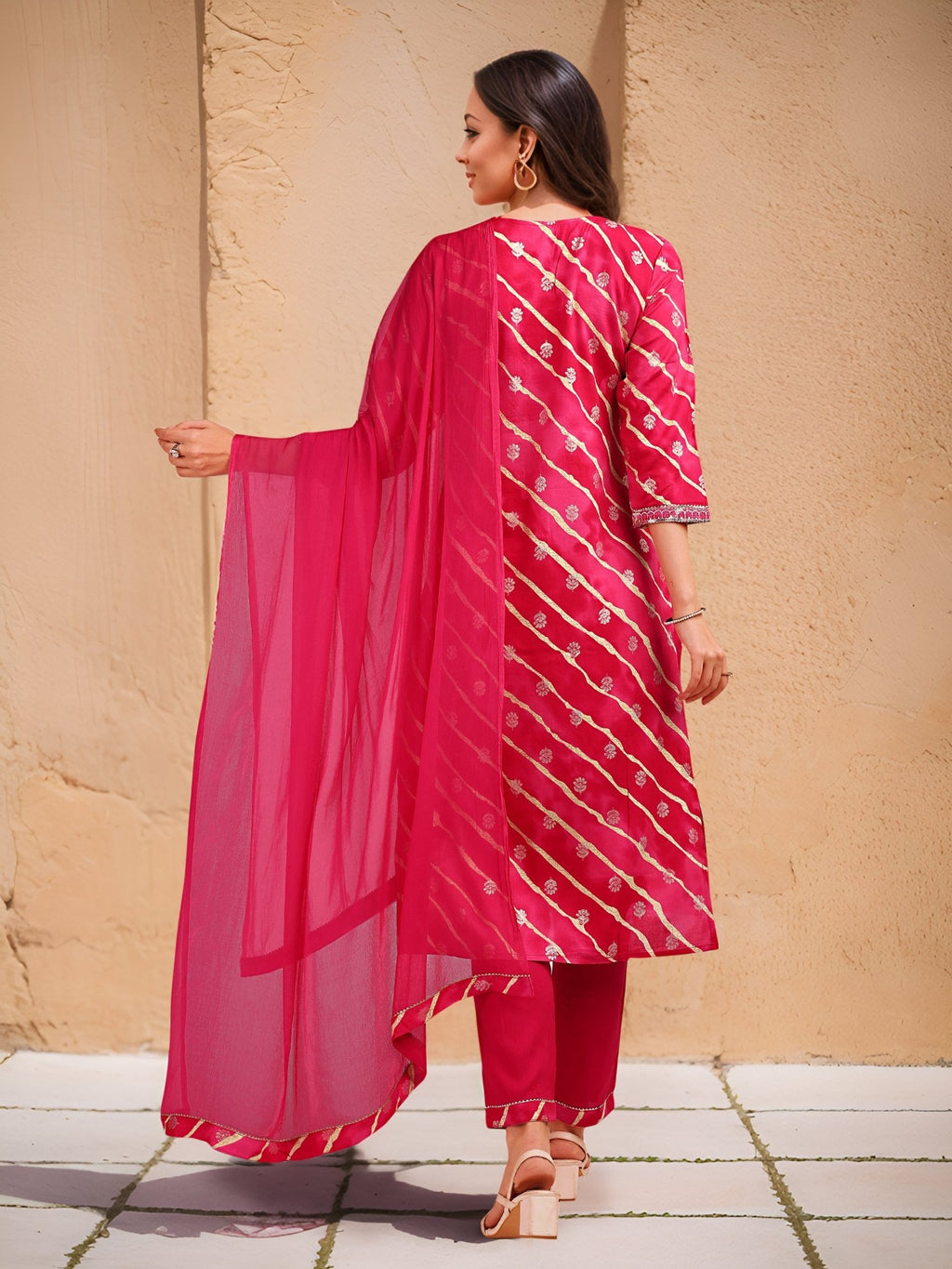 Pink Pure Cotton Kurta Set — side view — Pink Pure Cotton women — Banwaree 2