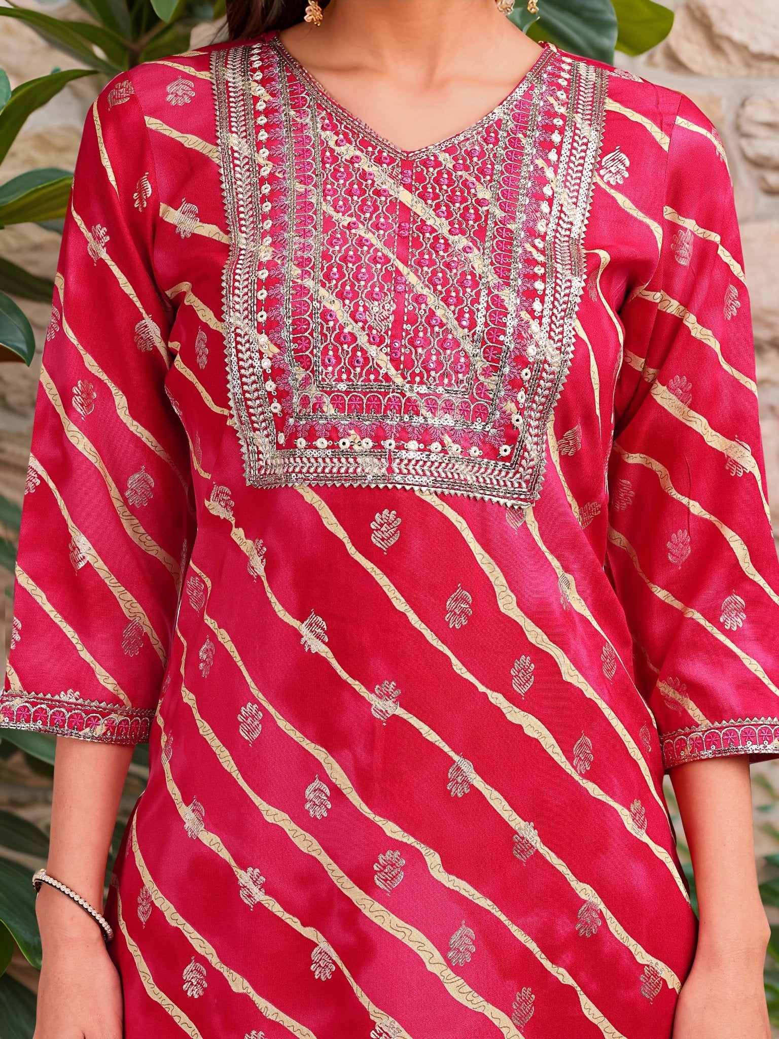 Pink Pure Cotton Kurta Set — fabric detail — Pink comfortable pure cotton 2