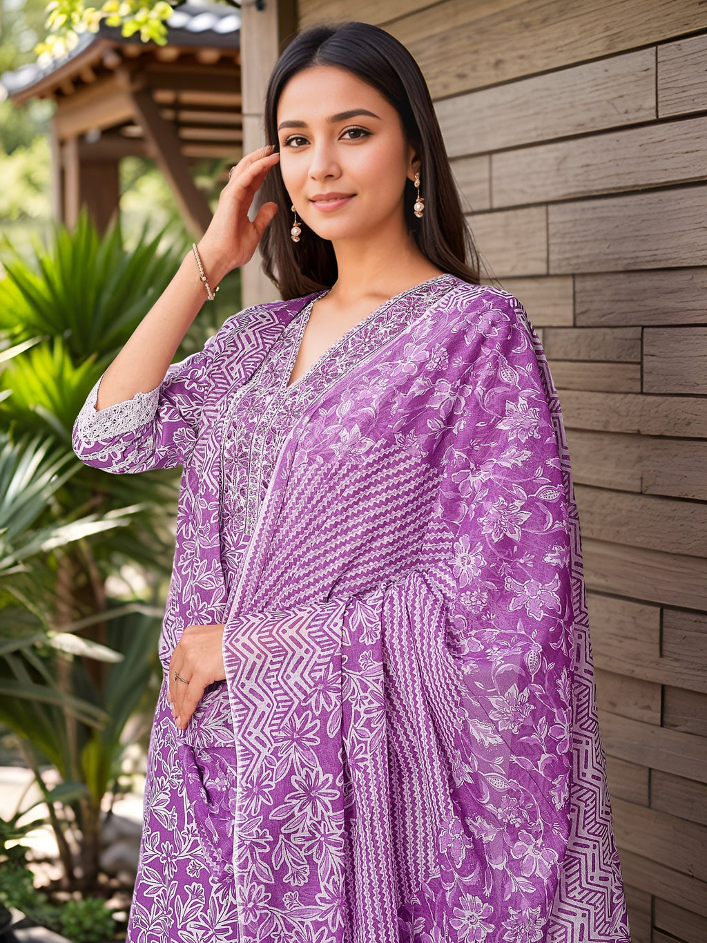 Purple Straight Kurta Set — dupatta close up — Purple Pure Cotton — Banwaree