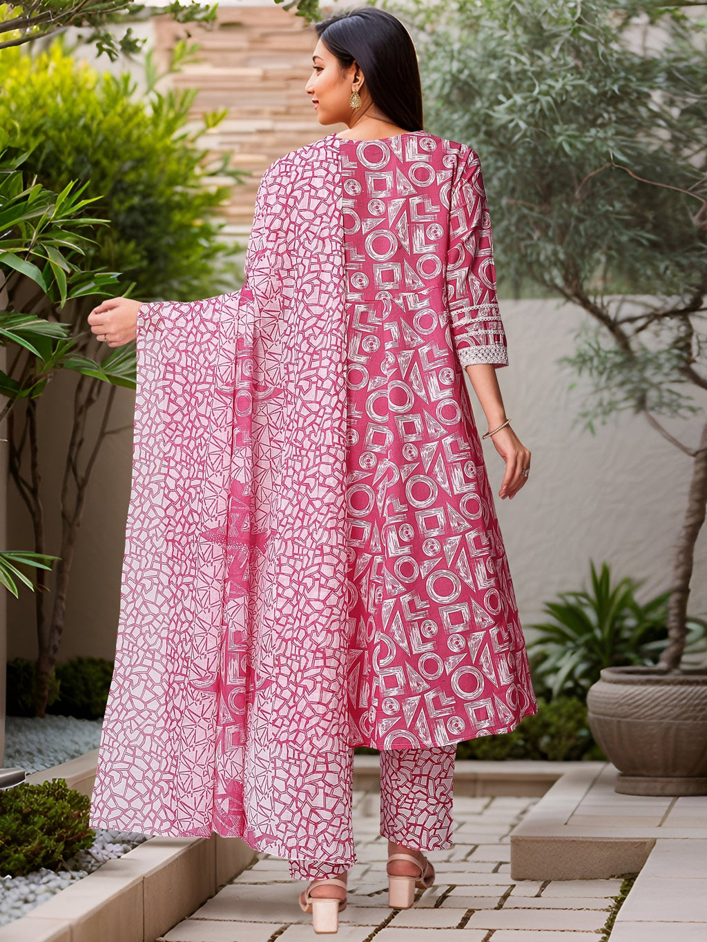 Pink Printed Pure Cotton Ethnic Kurta Set — side view — Pink Pure Cotton women — Banwaree