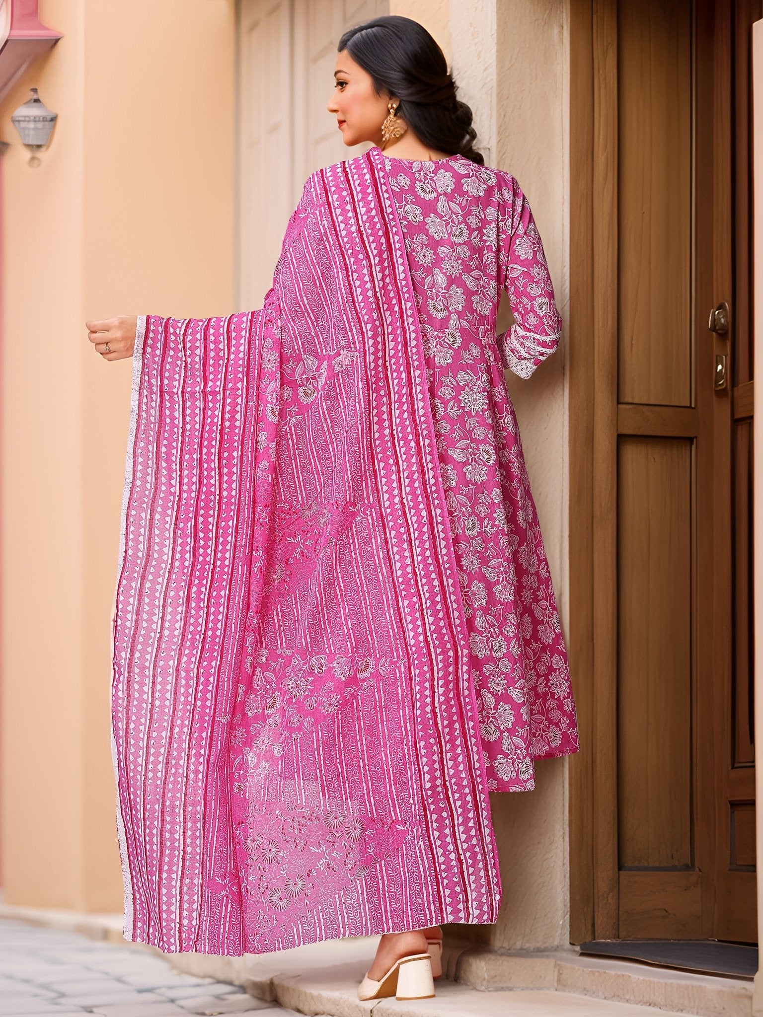 Pink Pure Cotton Kurta Set — side view — Pink Pure Cotton women — Banwaree