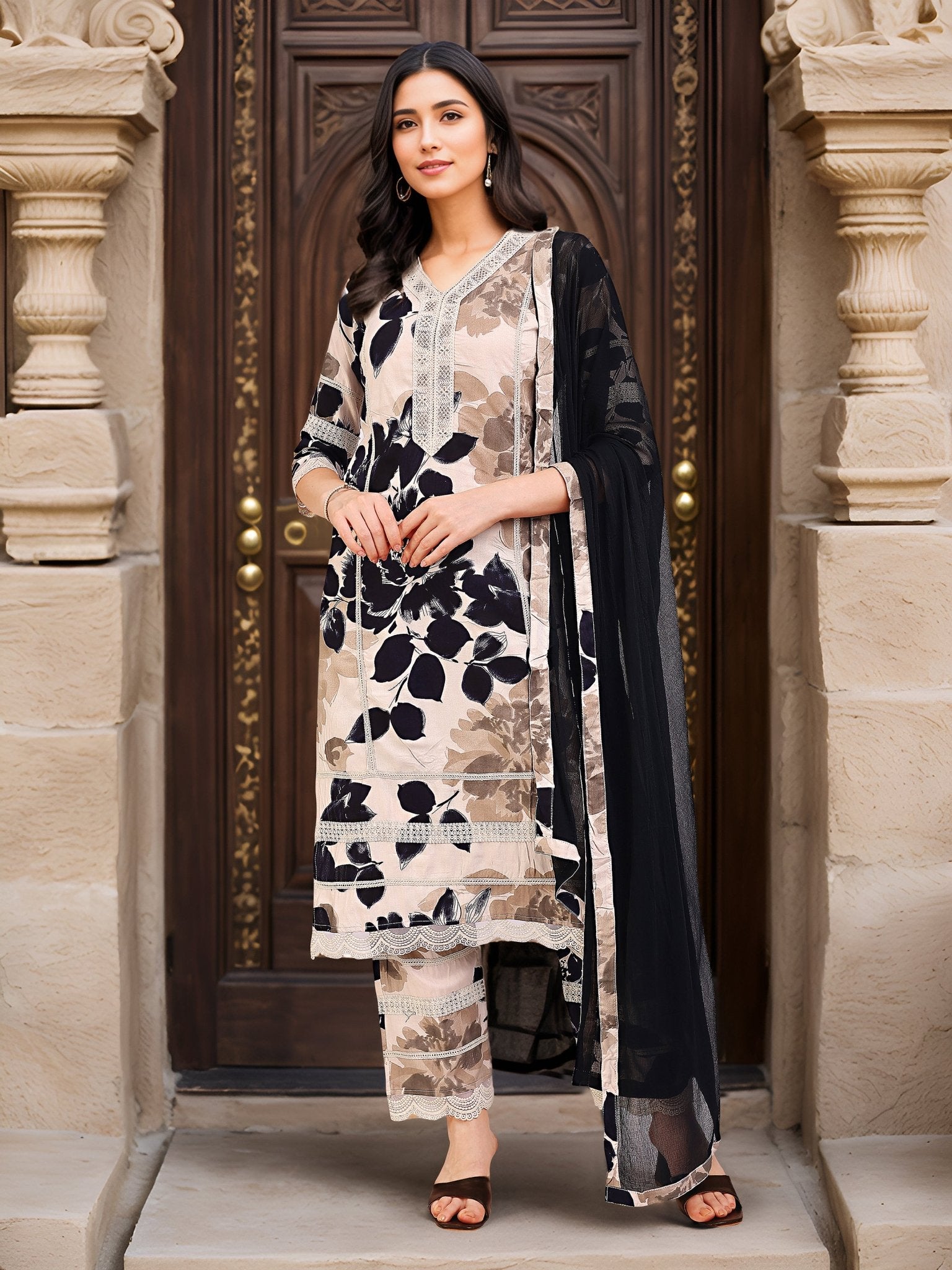 White Pure Cotton Kurta Set — front view — pure cotton ethnic wear women