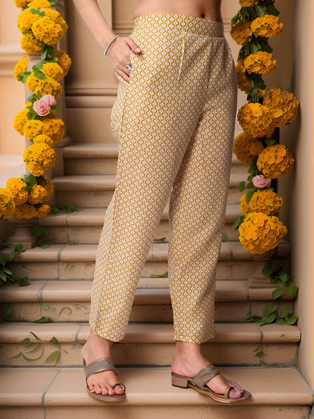 Mustard Pure Cotton Printed Kurta Set — complete 3-piece set — Mustard Pure Cotton