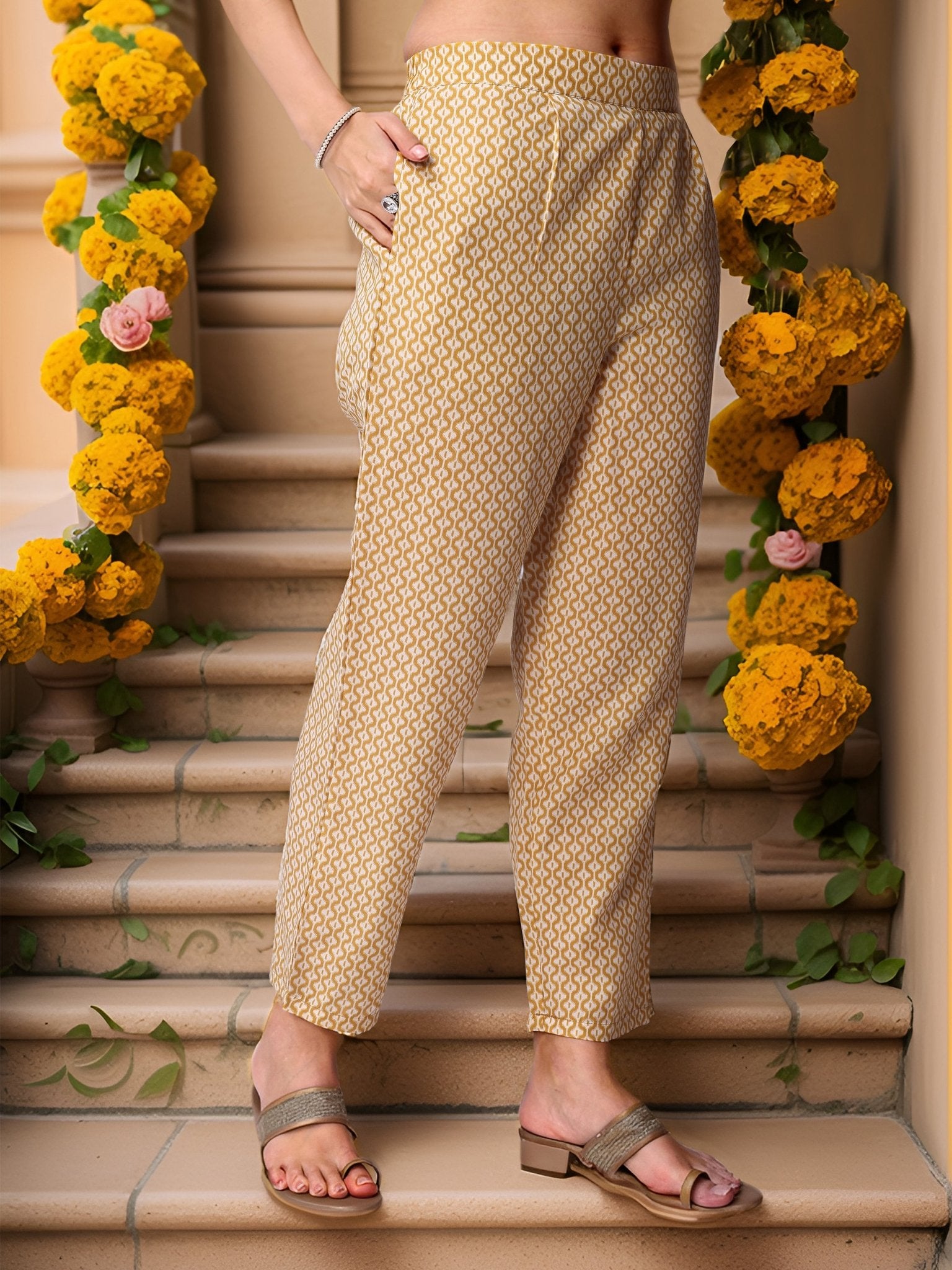 Mustard Pure Cotton Printed Kurta Set — complete 3-piece set — Mustard Pure Cotton