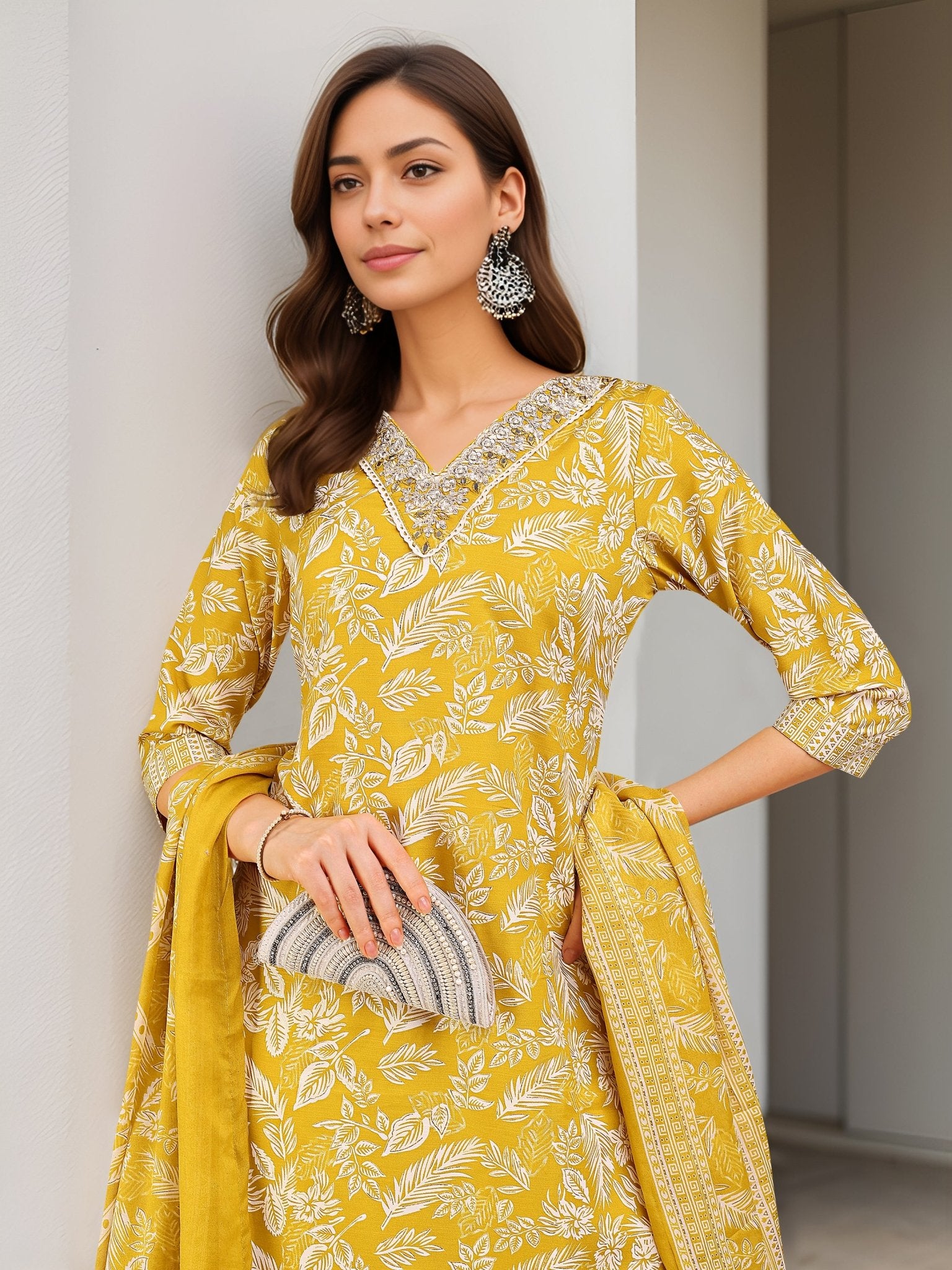 Yellow Printed Cotton Blend Ethnic Kurta Set — dupatta close up — Yellow Cotton Blend — Banwaree