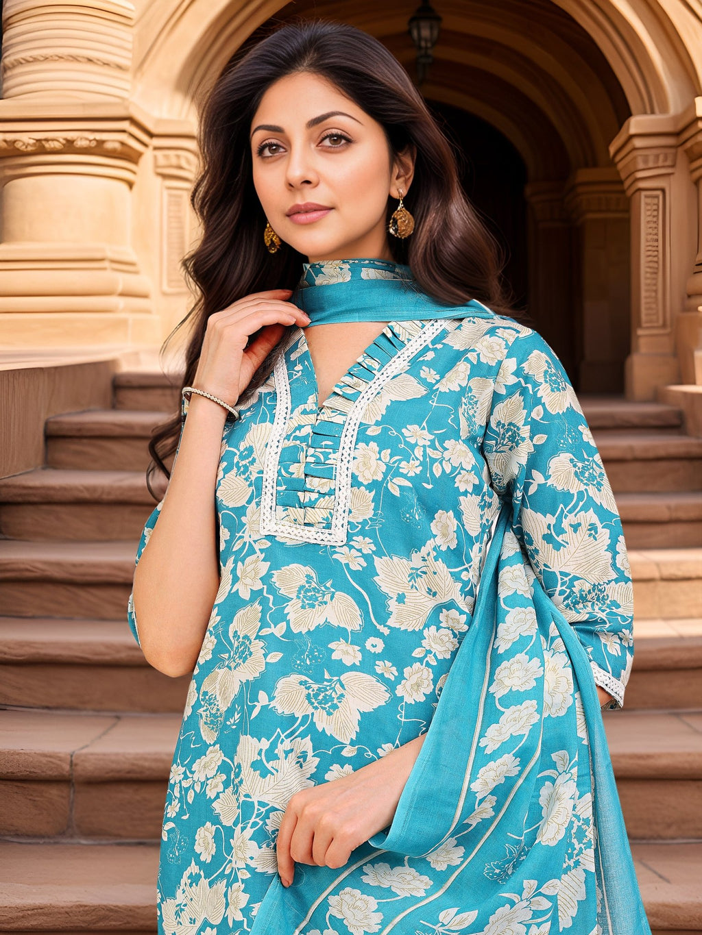 Blue Cotton Blend Printed Ethnic Kurta Set — dupatta close up — Blue Cotton Blend — Banwaree