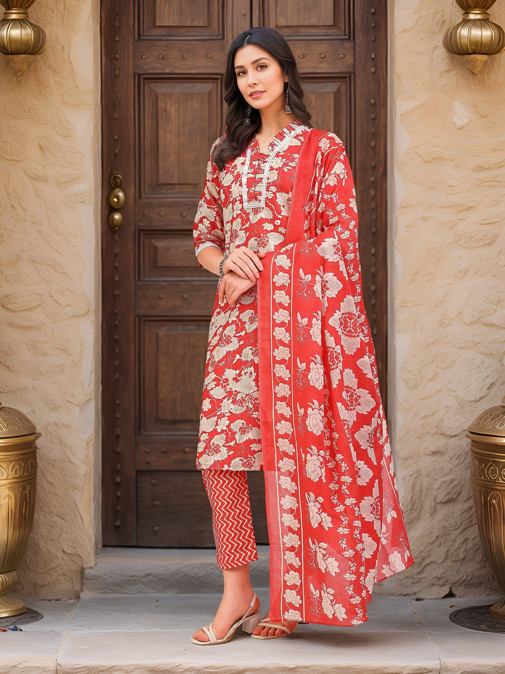 Printed Pink Cotton Blend Kurta Set — side view — Pink Cotton Blend women — Banwaree 2