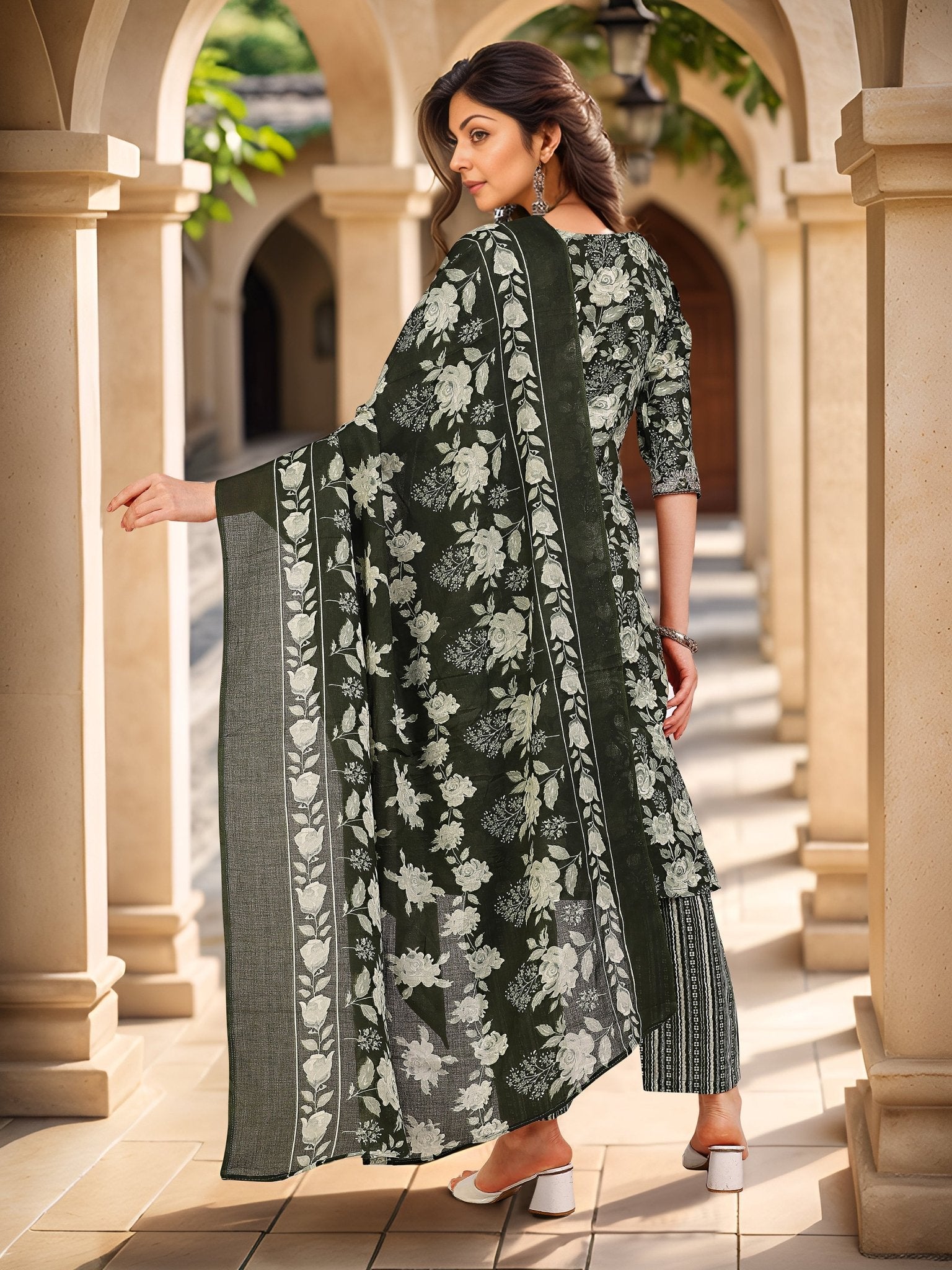 Dark Green Printed Cotton Blend Kurta Set — back view with dupatta — Banwaree India