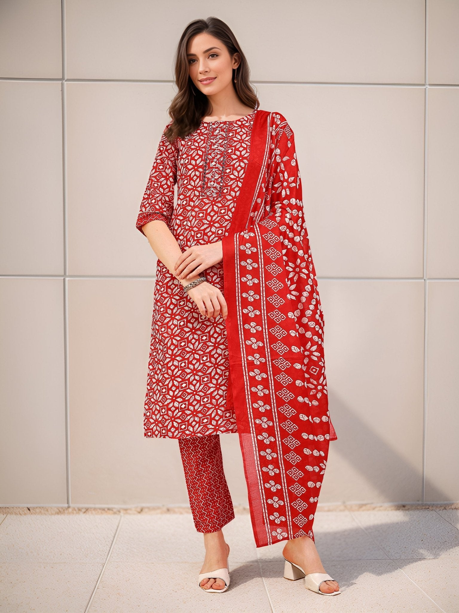 Printed Red Kurta Set in Cotton Blend — festive styling — casual cotton blend — Banwaree