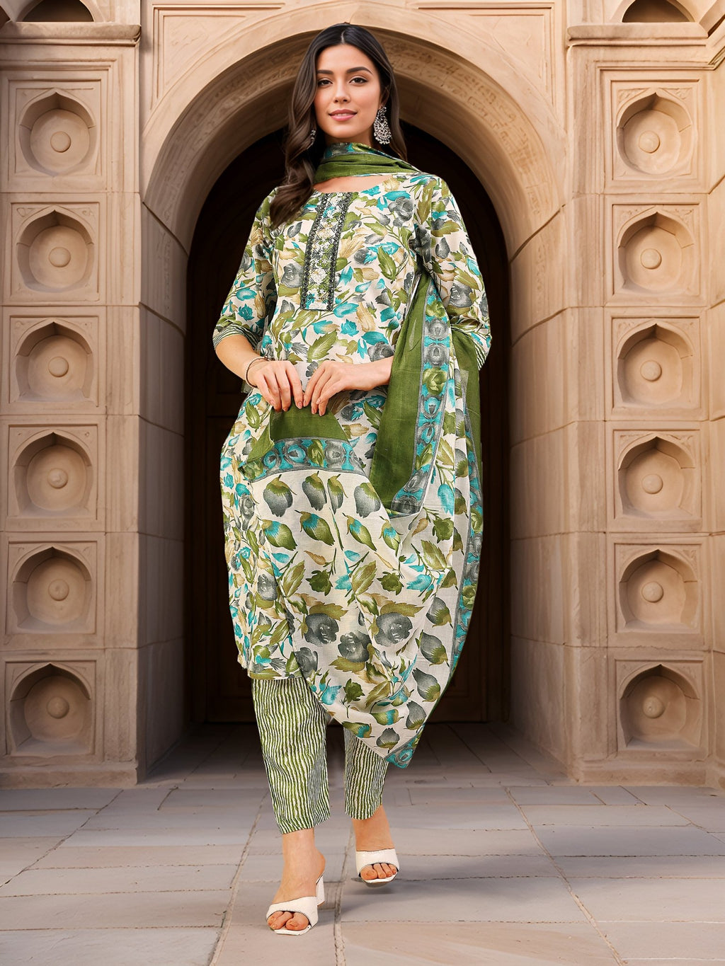 Green Cotton Blend Printed Ethnic Kurta Set — front view — pure cotton ethnic wear women
