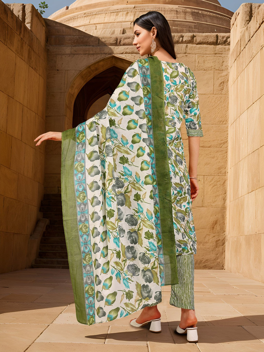 Green Cotton Blend Printed Ethnic Kurta Set — back view with dupatta — Banwaree India