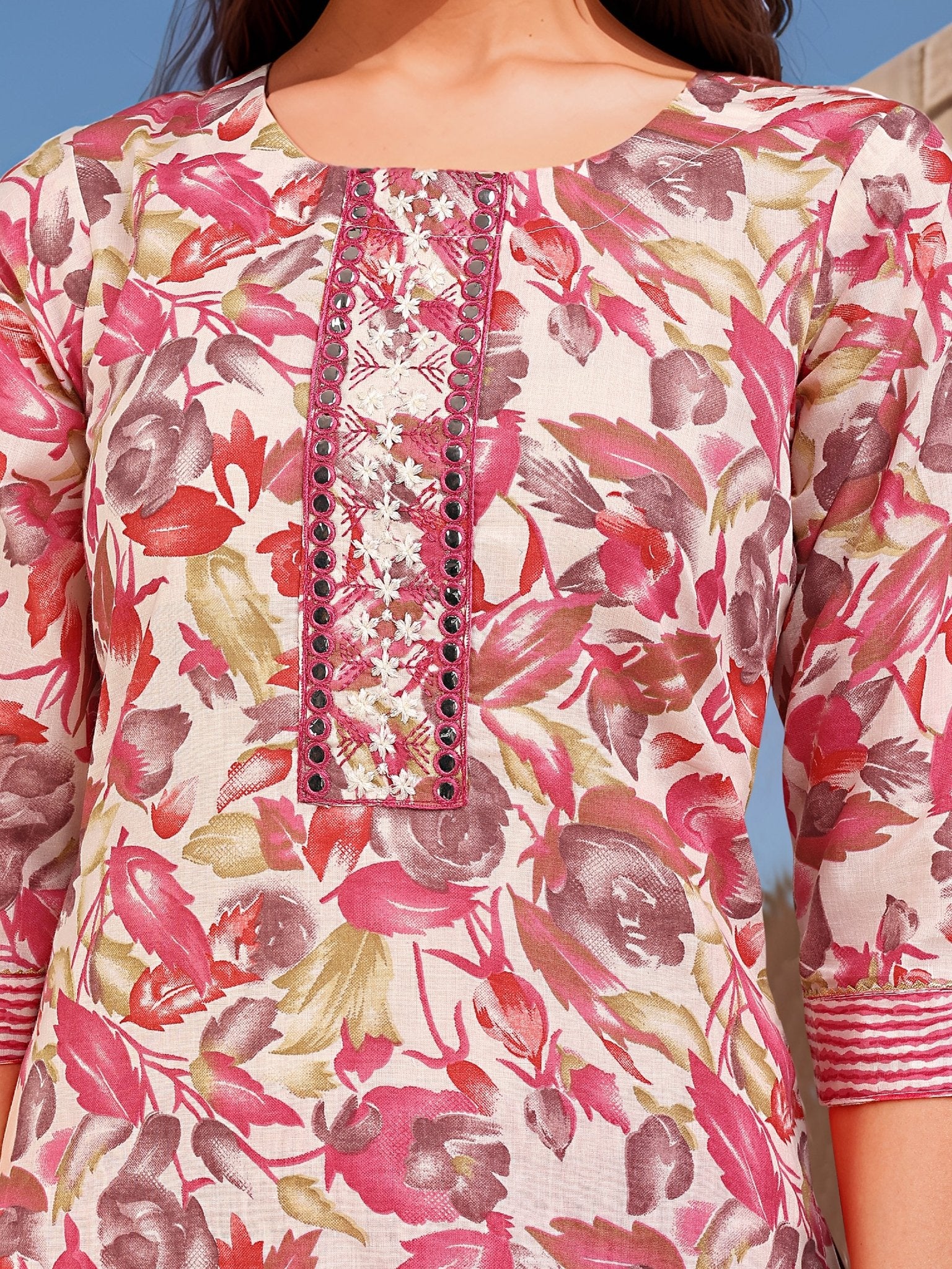 Printed Pink Cotton Blend Kurta Set — fabric detail — Pink breathable cotton blend