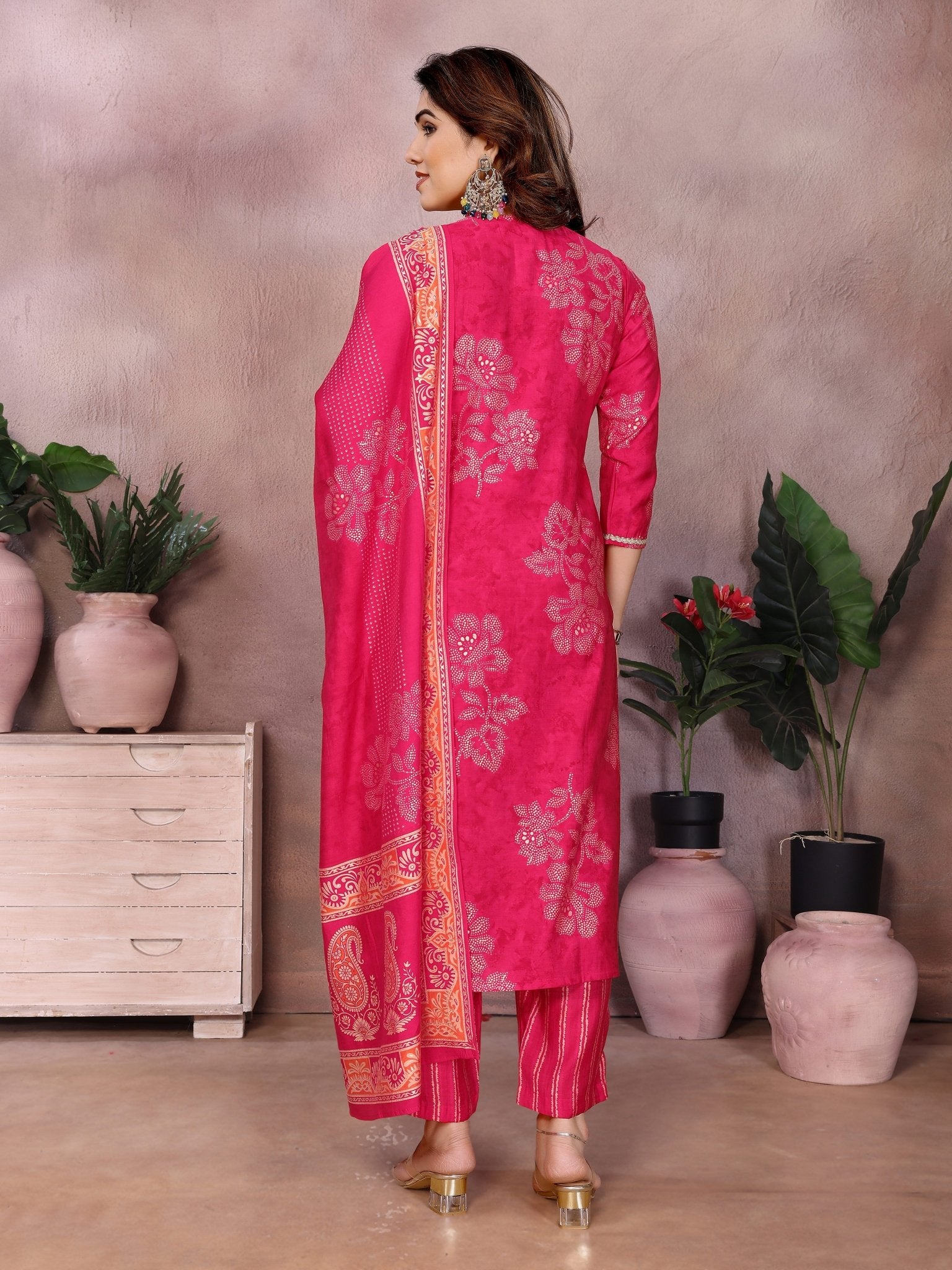 Pink Printed Kurta Set — back view with dupatta — Banwaree India