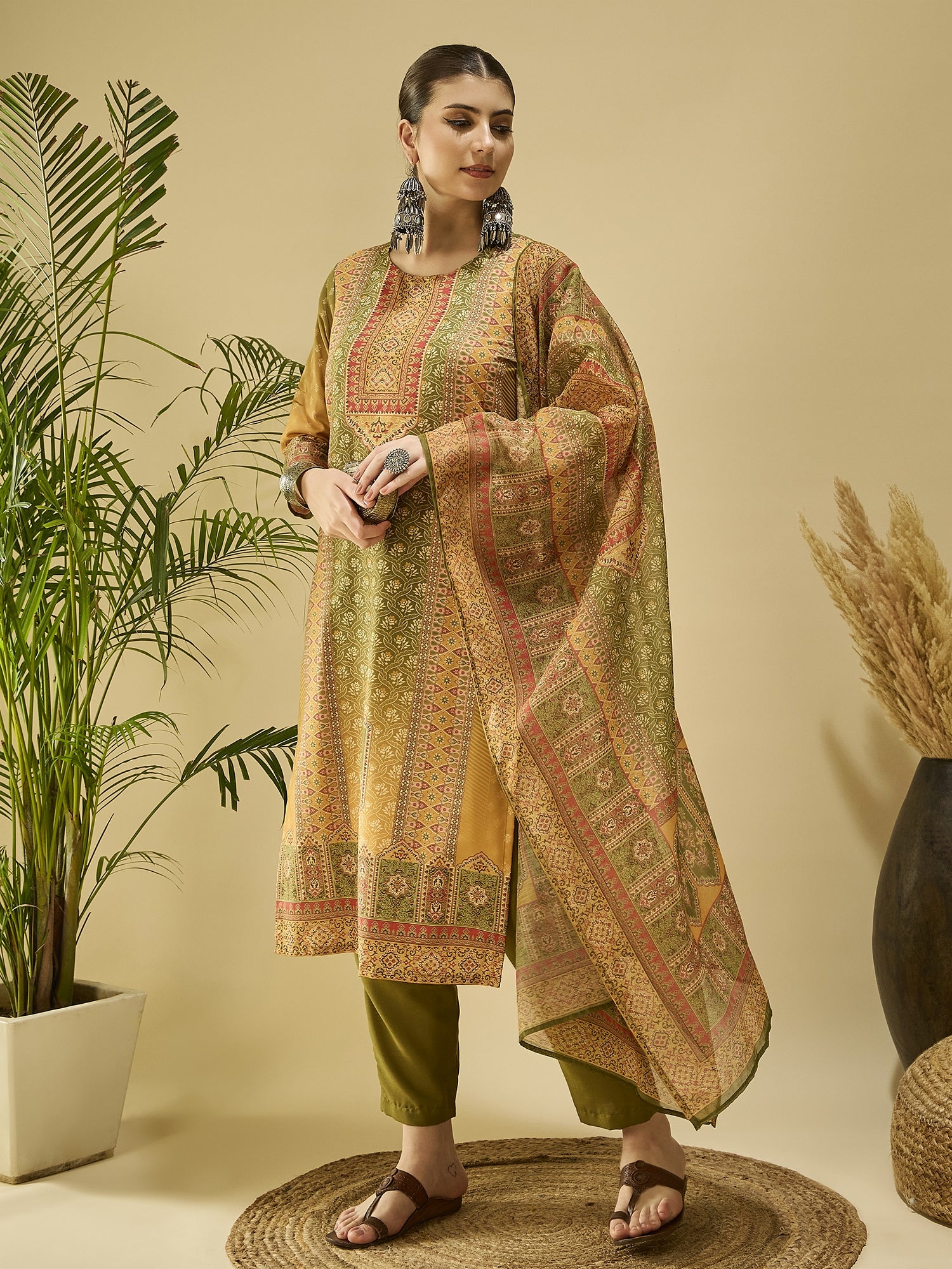 Mustard Cotton Blend Printed Kurta Set — side view — Mustard Cotton Blend women — Banwaree
